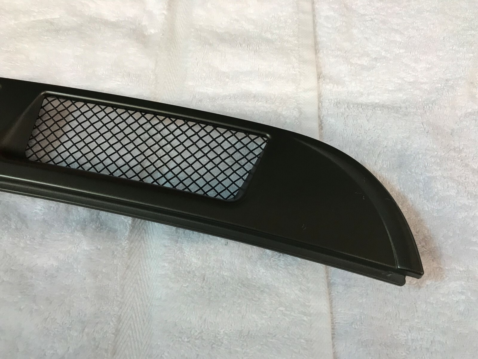 FERRARI F430 DRIVER LEFT SIDE ENGINE BONNET GRILL OEM 68075100