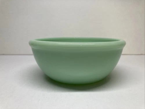 Vintage Fire King Jadeite Restaurant Ware Beaded Rim Bowl “Oven Glass” READ