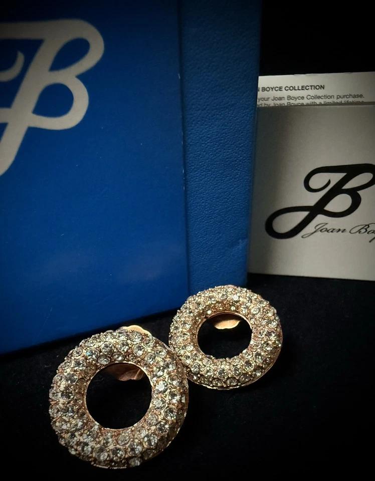 Joan Boyce Pavé 水晶耳环 玫瑰金 全新带盒 — 第 2/3 张图片