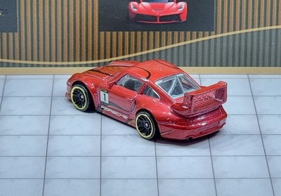 ホットウィール ミステリーモデル ポルシェ 993 GT2 チェイス Hot Wheels Mystery Models Porsche 993 GT2 Red Rare Sealed In