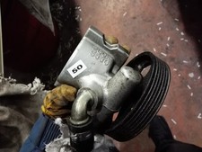 Pompe direction assistée Peugeot 306