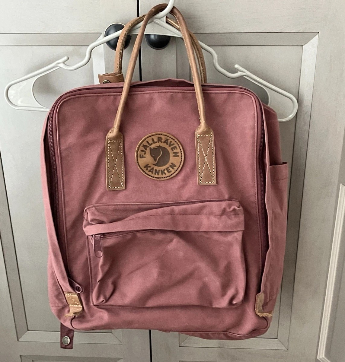 Fjallraven Kanken Laptop Backpack G-1000 23565 Mesa Purple Leather
