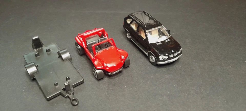 BMW X5 CON CARRELLO E BUGGY - Joy City 1/72 - pressofuso e plastica - lotto 2 - Immagine 3 di 4