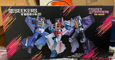Transformers SS86 Seekers China Toys R Us Exclusive: Starscream, Thundercracker