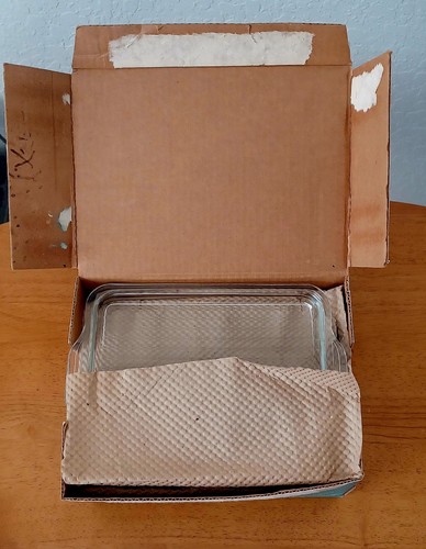 Vintage PYREX Amish Butterprint Refrigerator 8 Piece Set *NEW* - Picture 2 of 24