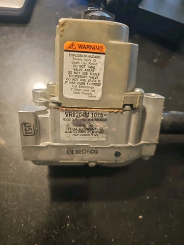Honeywell VR8204M1075 HVAC Furnace Gas Valve