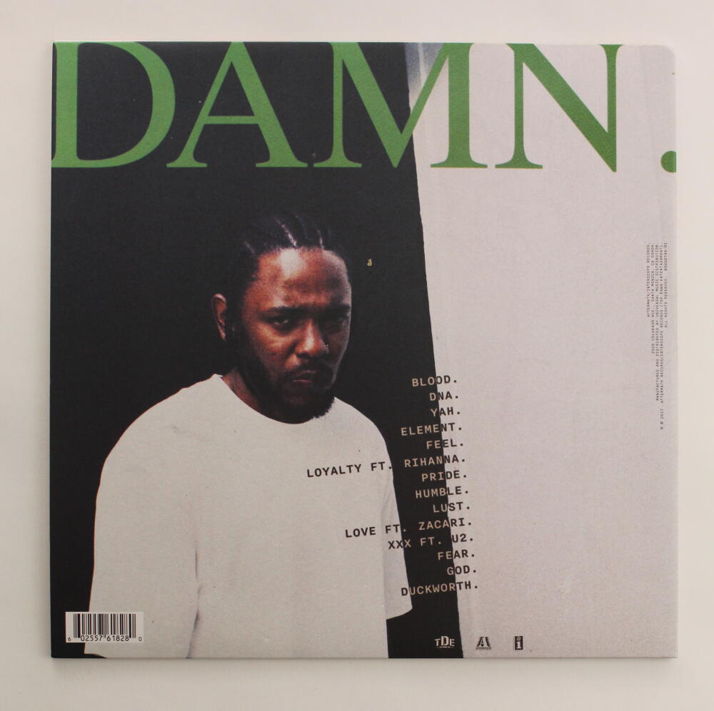 KENDRICK LAMAR SIGNED AUTOGRAPH ALBUM VINYL RECORD - DAMN KENDRICK LAMAR SIGNED AUTOGRAPH ALBUM VINYL RECORD - DAMN