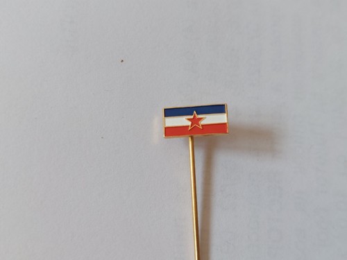 Yugoslavia Jugoslavija SFRJ Flag vintage pin badge