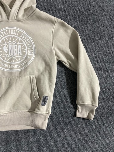 NBA Boys Youth Gray Pullover Hoodie Size Small (7-8) Fleece Front Pocket - Picture 3 of 11