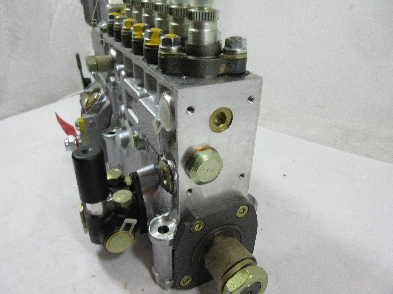 New Genuine Bosch Injection Pump Assembly 0402646648 , 0 402 646 648