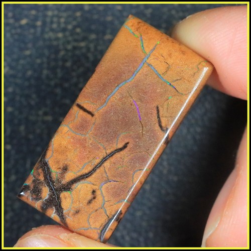 32 TCW Natural AUSTRALIA KOROIT Boulder Opal Stone + VIDEO - Picture 4 of 8