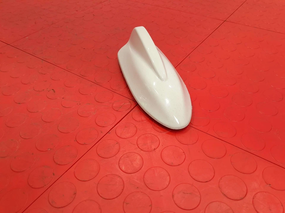 2010-2017 Volvo XC60 Radio Antenna Mast Assembly White 614 OEM 31260607 - Image 3 of 4