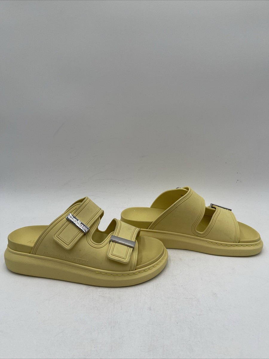 サンダル Alexander Mcqueen Sandalo Hybrid Double Buckle Alexander McQueen Hybrid Double Buckle Sandal Yellow Size 37