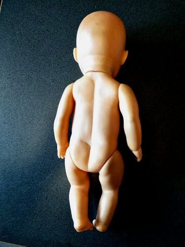 SIMBA DOLL STHK 84 EX COND - Picture 3 of 4