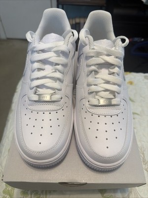 Size 6 - Nike Air Force 1 White