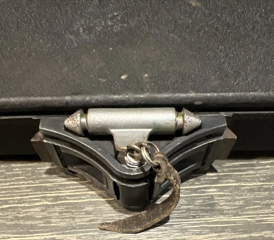 Apenas peças para câmera de filme Arriflex 16BL revista de filmes vintage colecionadores PC - Imagem 4 de 4