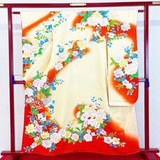 Japanischer Kimono 'FURISODE' Seide/Hellgelb/Orange/Blume/Länge:160cm N874