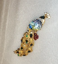 Harry Winston Repro Smithsonian Gold Tone Simulated Opal Peacock Brooch Pin