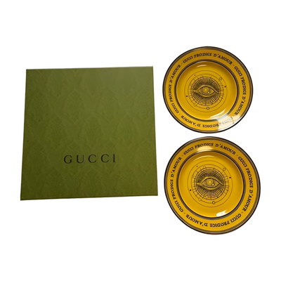 Unused Star Eye Gucci Plates 2pcs 22cm Set Richard Ginori Italy