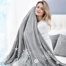 Cooling Blanket for Hot Sleepers Lightweight Summer Cold Thin Blankets for