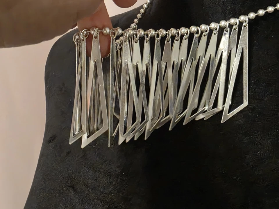 Collar de plata con declaración geométrica Park Lane Foto 3 de 3