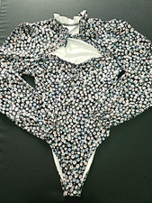 SHEIN Women  s Black/White Floral Long Sleeve One-Piece Bodysuit, Size M