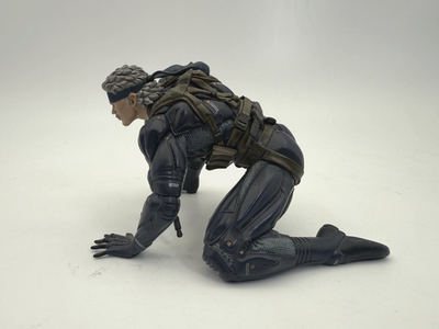 Metal Gear Solid Ultra Detail Figure Collection 2 Old Snake “Ready