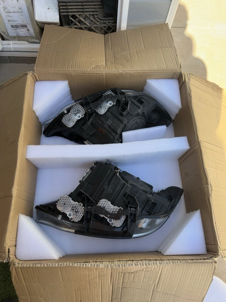 ✅ 原始设备制造商 正品 宝马 F80 F82 适配器 LED 标志 头灯 右左 * * 阅读 * * * — 第 2/4 张图片