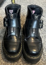 Dr. Martens x Lazy Oaf heart buckle boots - W...
