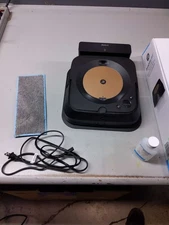 iRobot Braava jet m6 (6012) Ultimate Robot Mop (Open-Box)