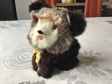 CHIEN VINTAGE FOURRURE qui bouge la tête  plage arrière de voiture