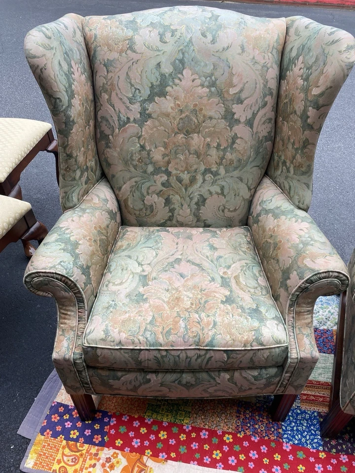 Sillas de colección Pennsylvania House con respaldo de ala (par) - Colección Consensus 50 Foto 2 de 4