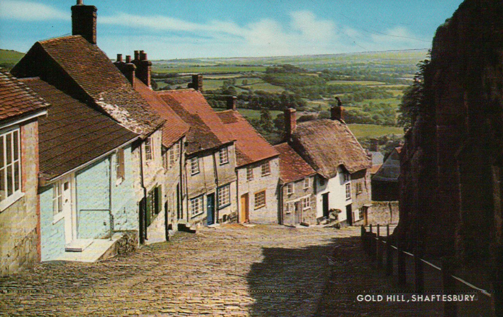 Gold Hill Shaftesbury Dorset County, England United Kingdom -- Standard Postcard
