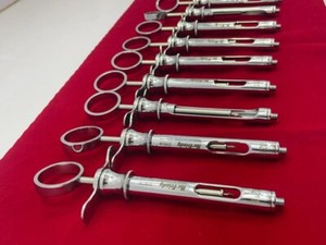 Lot of 12 Hu-Friedy CW Style Dental Anesthetic Aspirating 1.8ml Syringe SYRCW