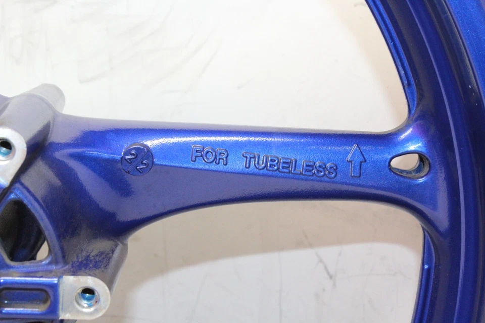 08-09 Llanta delantera Suzuki GSXR 750 OEM Foto 3 de 4