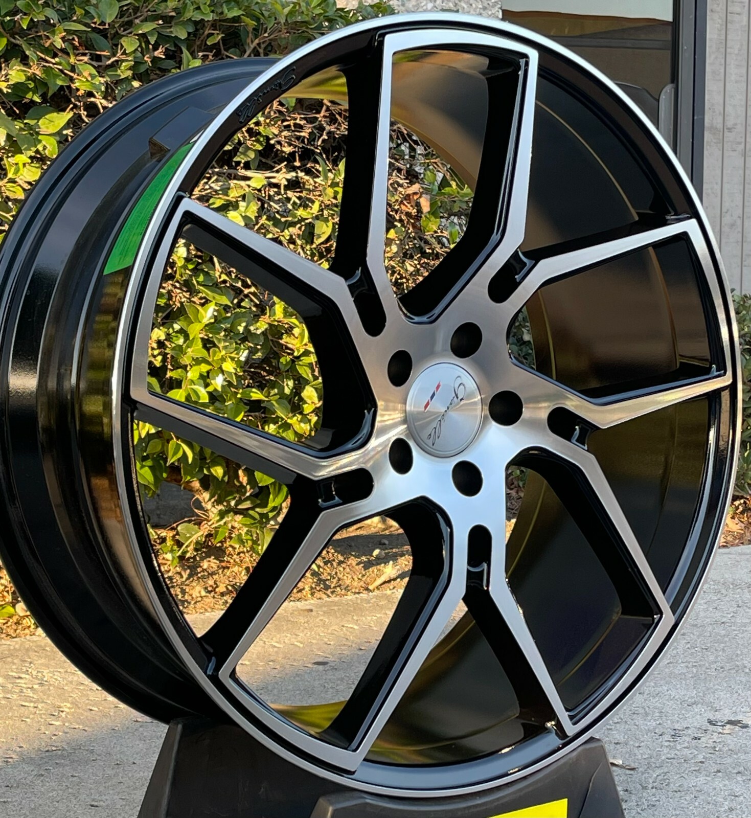 22'' Giovanna Dilijan Mercedes S550 Bentley S63 Black Machine Tires GLC X5 750LI