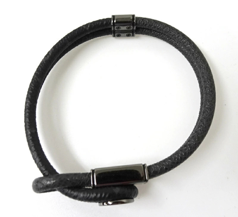 LOUIS VUITTON M6780 Monogram Eclipse Bracelet Loo… - image 2
