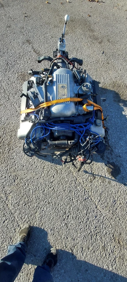 Motor 4,6 L DOHC 1996 1997 Mustang Cobra V8 4,6 transmisión extraíble Foto 4 de 4