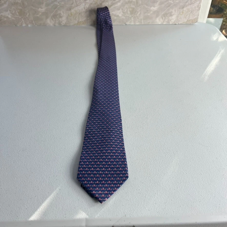 Corbata de seda Salvatore Ferragamo para hombre azul/rosa estampado geométrico hecha en Italia Foto 2 de 4