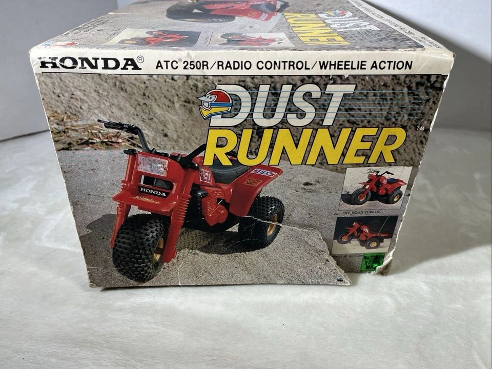 Honda ATC 250R 3 Wheeler Dust Runner RC Remote Control Shinsei Untested - Image 4 of 4