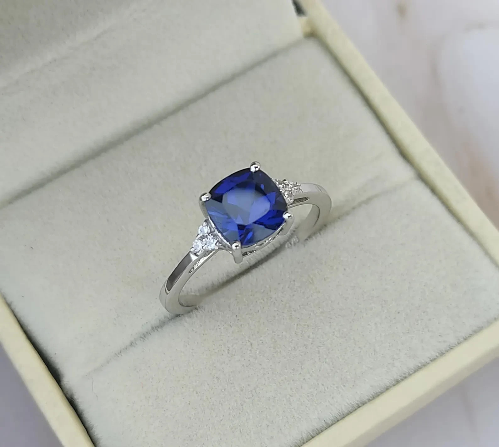 3.30  Ct Cushion Cut Natural Sapphire Diamond Ring 14K Solid  White Gold Size 8