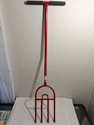HD Metal 39'' Garden Fork 4 Tines Pitch Fork W Foot Rest For diggin, looseng soil