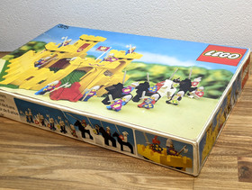 Lego 375 Yellow Castle 100% Original Box RARE Box Knights Vintage Knights Castle