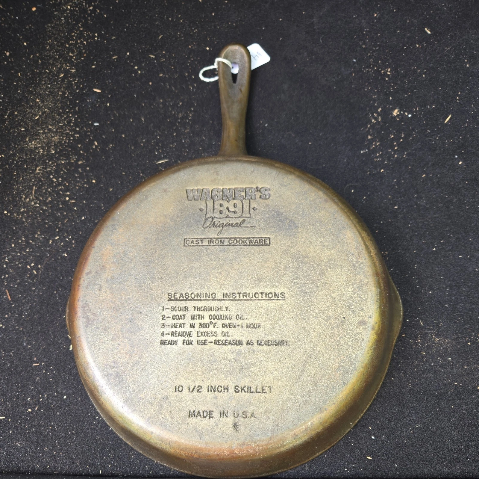 10 1/2" Wagner 1891 Cast Iron Skillet Restored Seasoned
Opens in a new window or tab