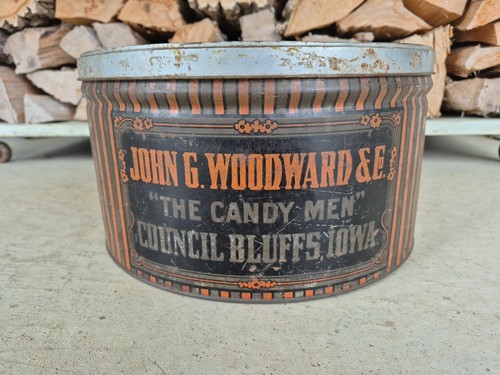 Large Vintage Woodwards Fine Candy Advertising Tin Council Bluffs Iowa IA USA - Picture 4 of 12