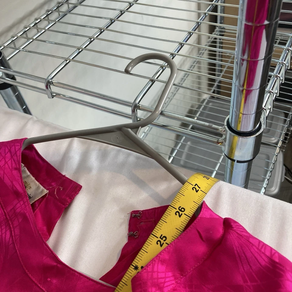 Blusa vintage años 90 Oleg Cassini para mujer rosa geométrica seda talla 8 glamurosa audaz Foto 3 de 4