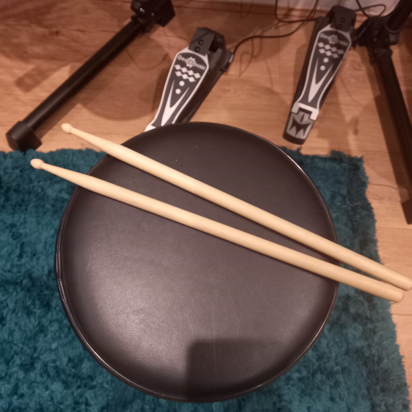 electric drum kit used gear4music drum set drumsticks eBay