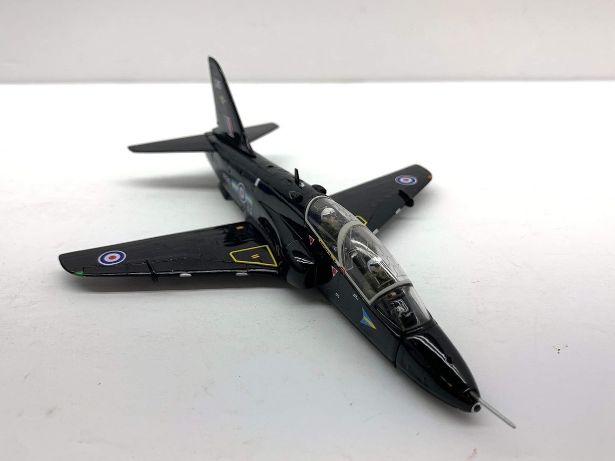 Aviation Arch Corgi 1:72 AA36003 British Aerospace Hawk T.1A '208