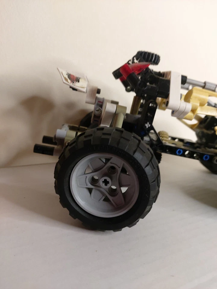 LEGO Technic 8262 Quad Bike, photo 4 of 5