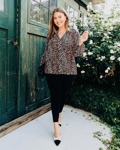 Lilly Pulitzer NWT Elsa Silk Top 🦄 Onyx My Favorite Spot Size S,M,L - Picture 6 of 13